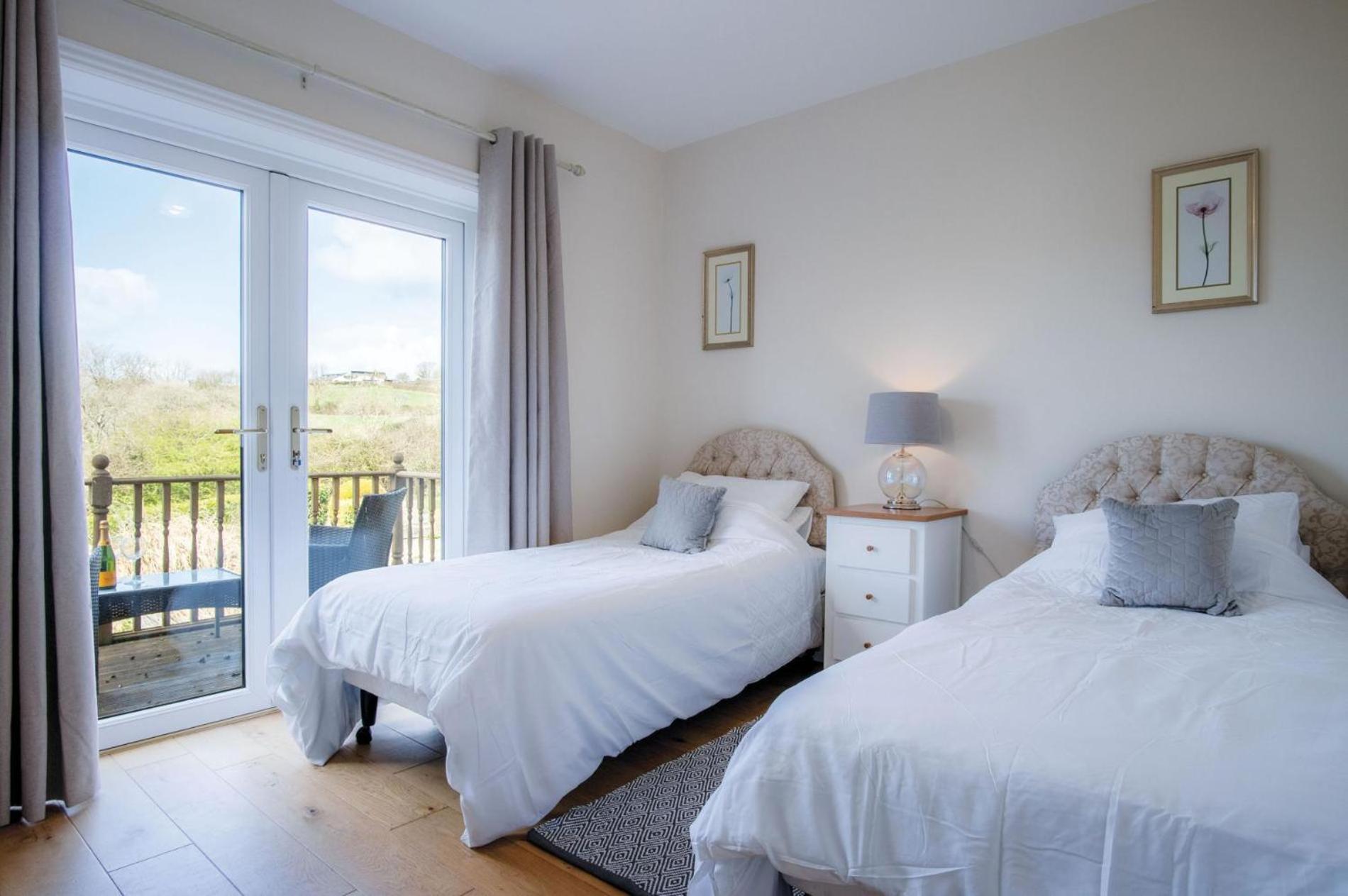 Sorrento - 3 Bed Holiday Home - Wisemans Bridge Stepaside  Buitenkant foto